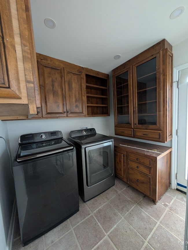 Building Photo - 1125 Lily Pad Ln