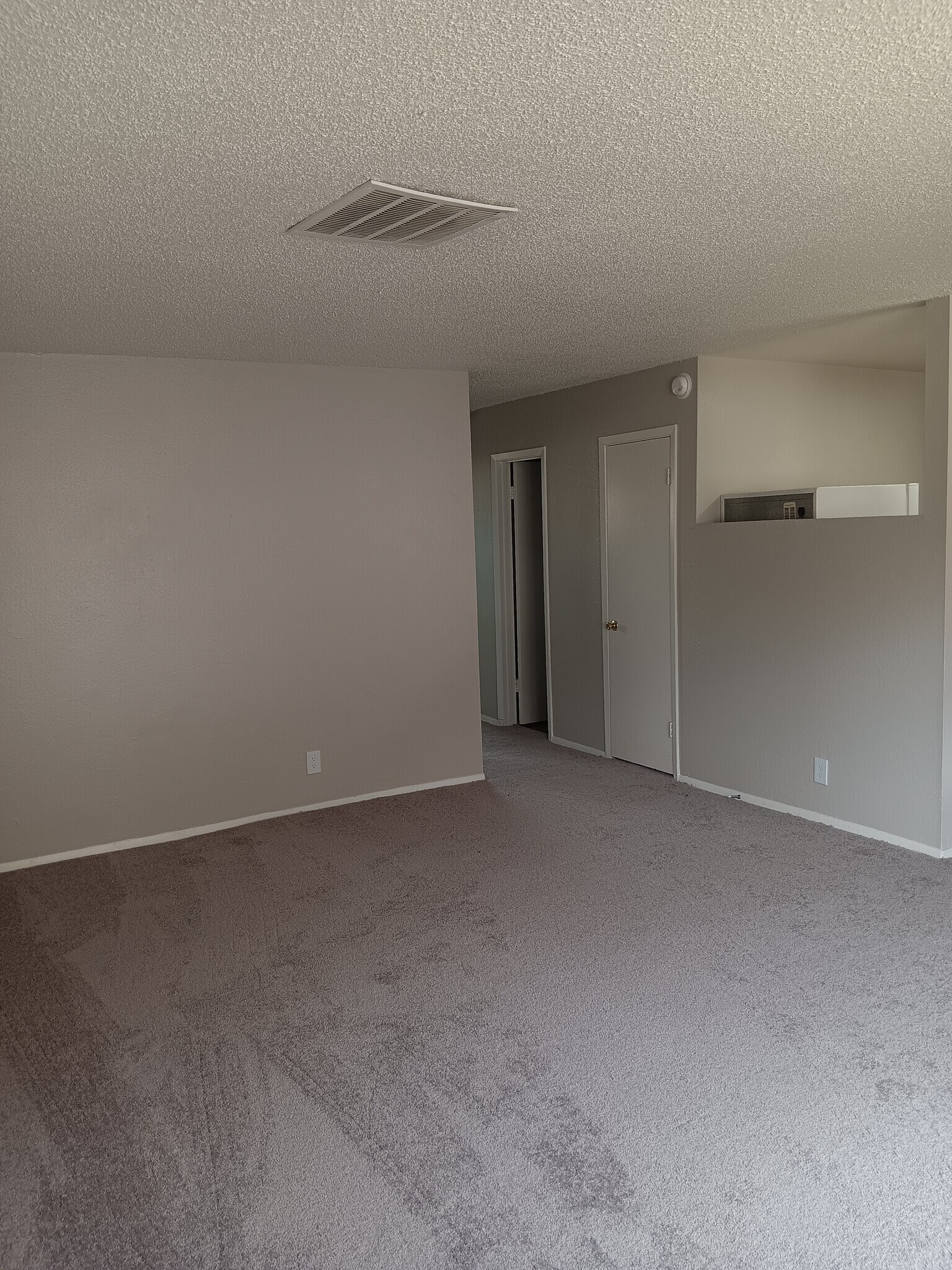 Building Photo - 2241 Ellis St