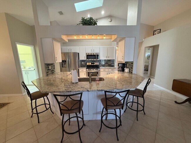 Building Photo - Beautiful 3 bedroom, 2 Bathroom home in the Turnbull Bay Golf Course Community