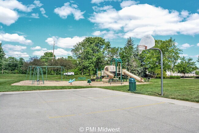 Building Photo - "Charming 3-Bedroom Home with 2 Full Baths in Desirable Noblesville Location!"