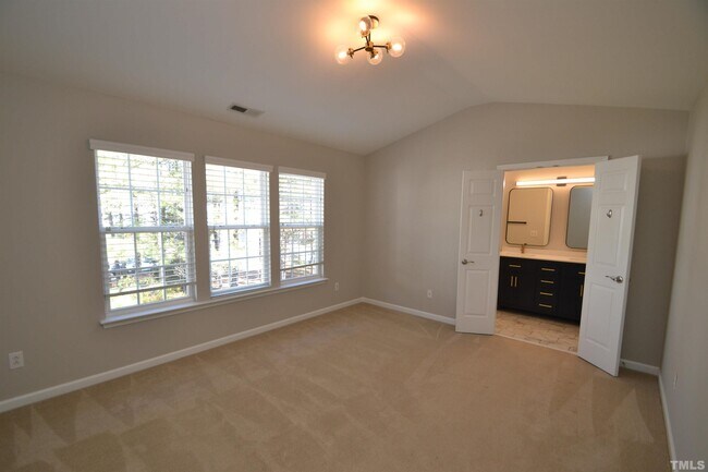 Building Photo - 701 Sutter Gate Ln