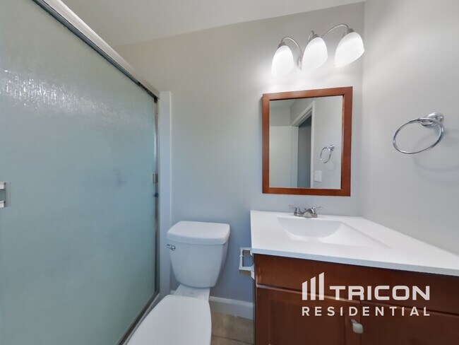 Building Photo - 2076 Harte Ct