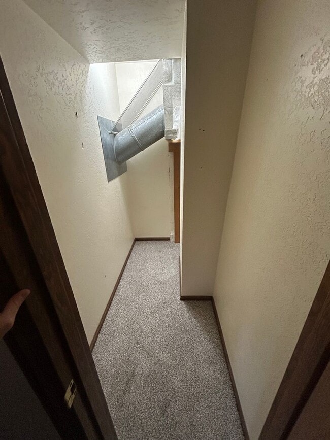 Building Photo - 4 Bedroom, 2 Bathroom House in Lynden with Fenced Yard