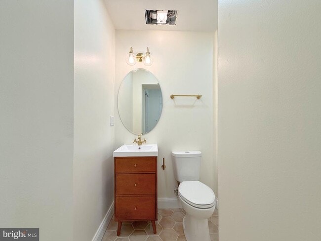 Building Photo - 2762 Martha St