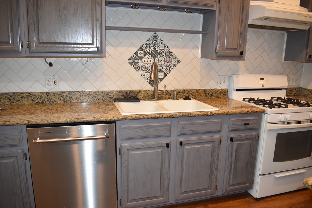 Custom finish cabinets Gas Range New Washer - 1430 Hubert St