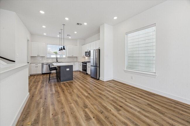 Building Photo - 4854 Brinkman St