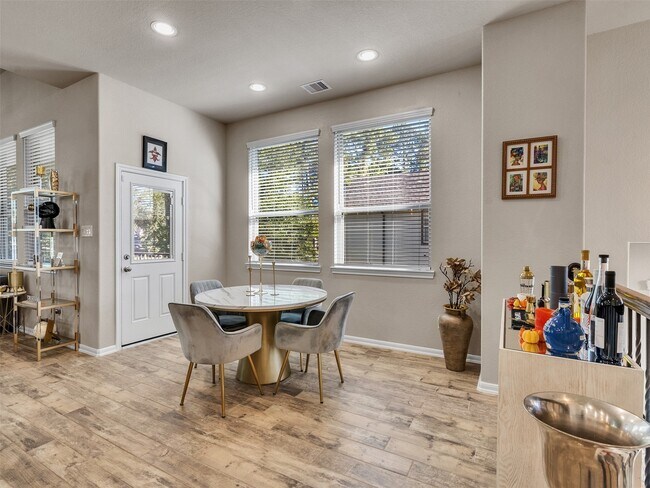 Building Photo - 12423 Alora Bluff Trail