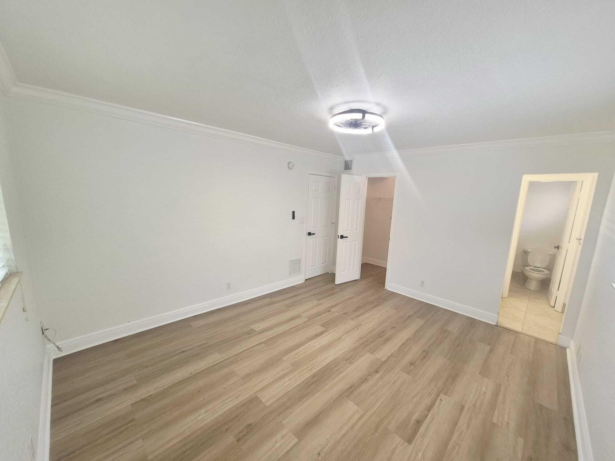 Building Photo - 5080 SW 64th Ave