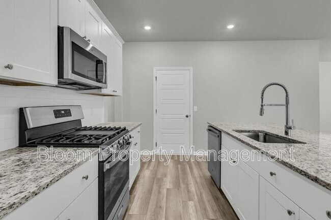 Building Photo - 181 Camellia Bloom Dr