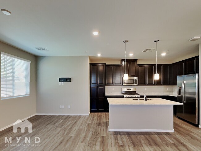 Building Photo - 8591 Insignia Ave