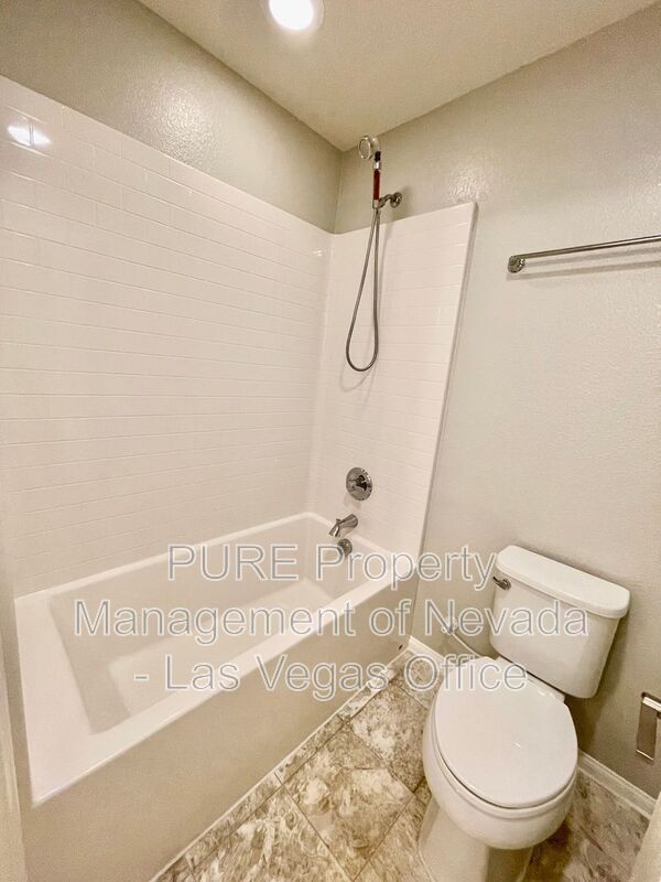 Building Photo - 1205 Alford Creek Ct