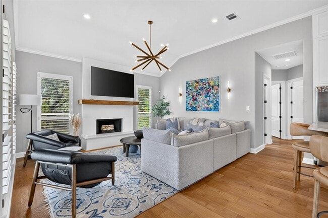 Building Photo - 402 Aria Dr