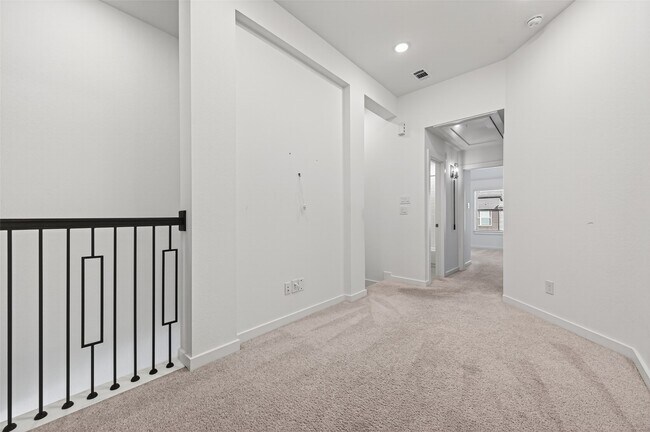 Building Photo - 16518 Texas Hill Country Rd