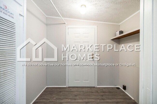 Building Photo - 55 Misty Ln