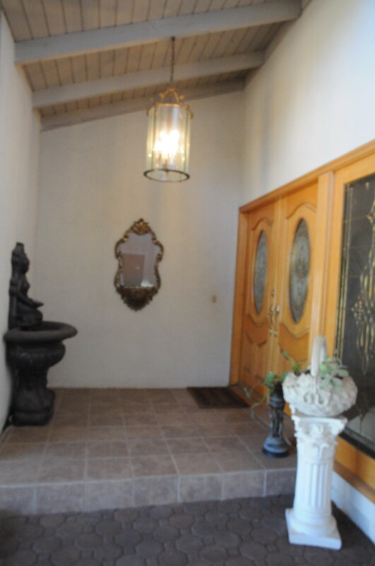 Building Photo - 1902 Stonesgate St