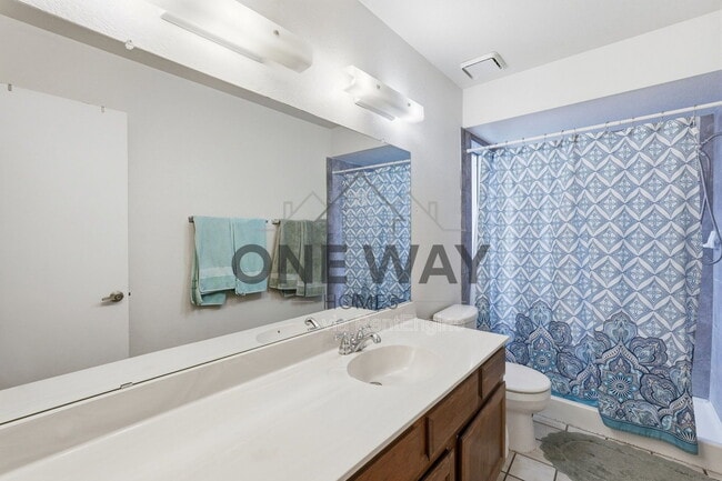 Building Photo - 2929 E Broadway Rd