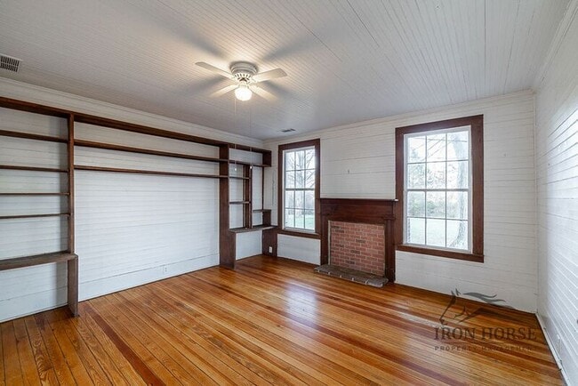 Building Photo - 1593 Archer Grove School Rd