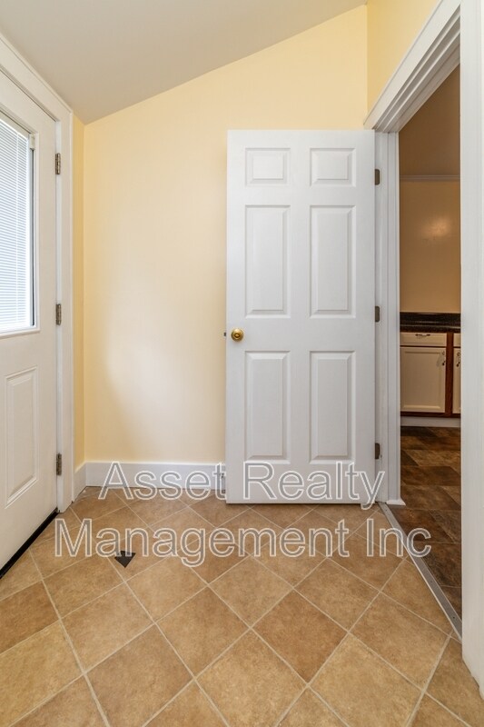 Building Photo - 1443 N 4th Ave