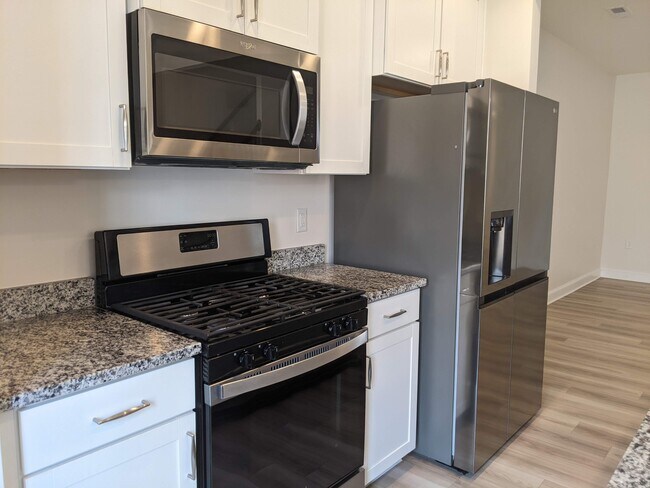 Building Photo - 1413 Sunset Peak Wy