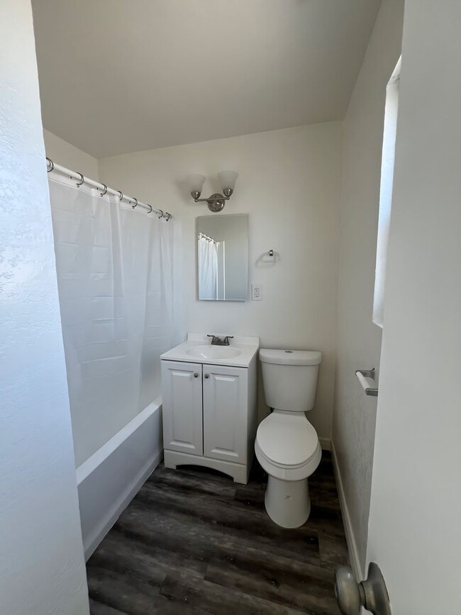 Building Photo - 819 S Palos Verdes St