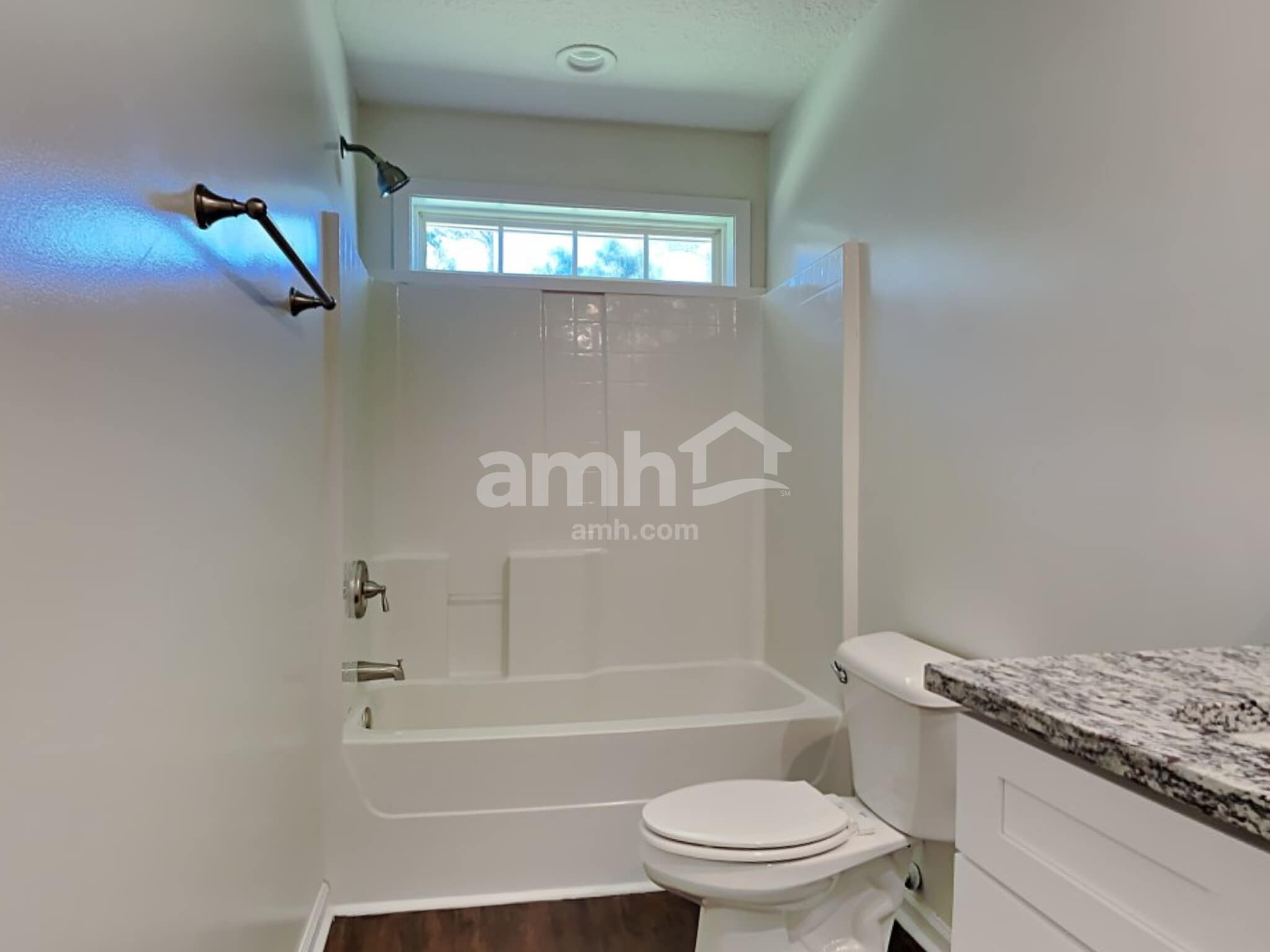 Building Photo - 105 Redrock Ct