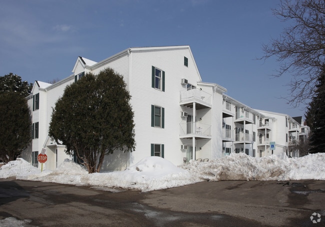 Primary Photo - Pennock Place