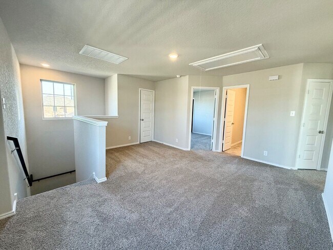 Building Photo - 2428 Dino Dr
