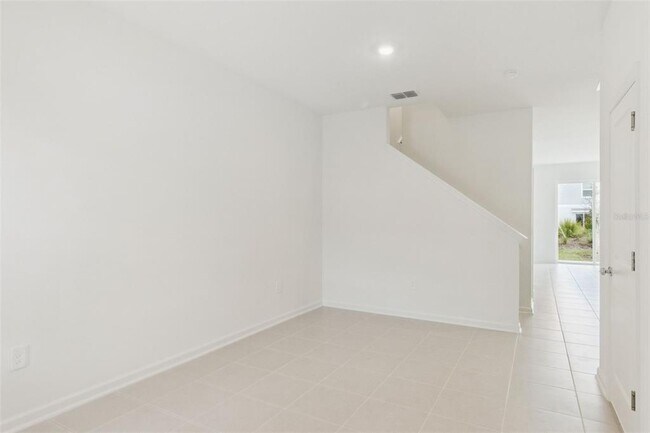 Building Photo - 2701 Skyline Lp