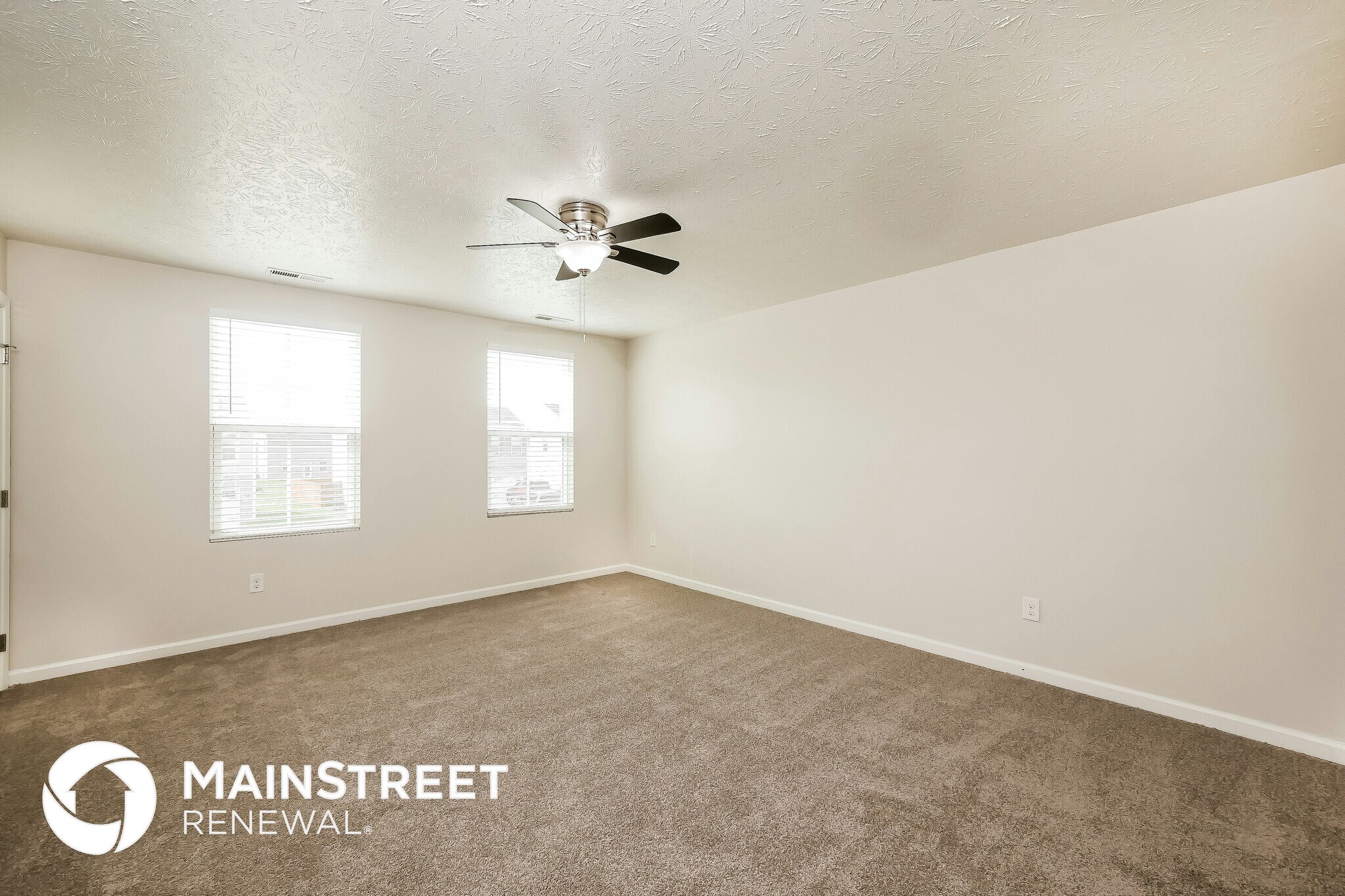 Building Photo - 13823 N Cardonia Dr