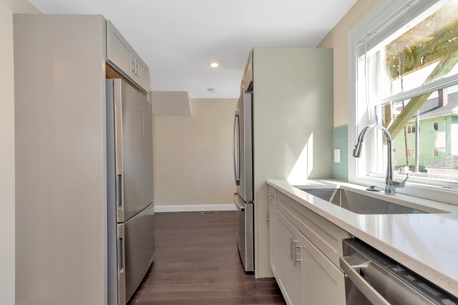 Building Photo - 43 Wright Ave