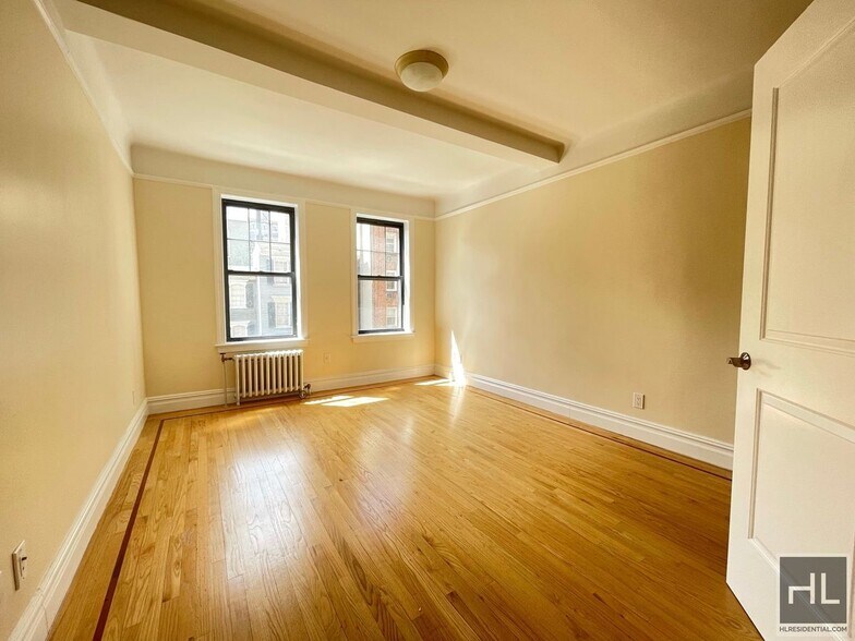 Building Photo - EAST 92 STREET