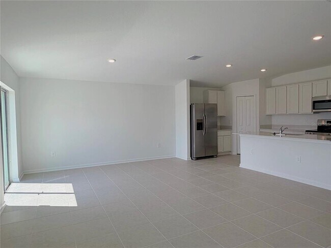 Building Photo - 3103 Totem Rd