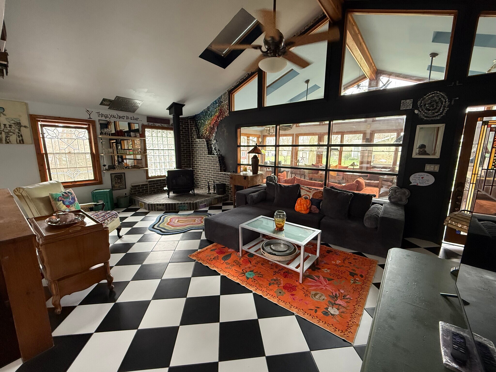 Building Photo - 32275 Center St