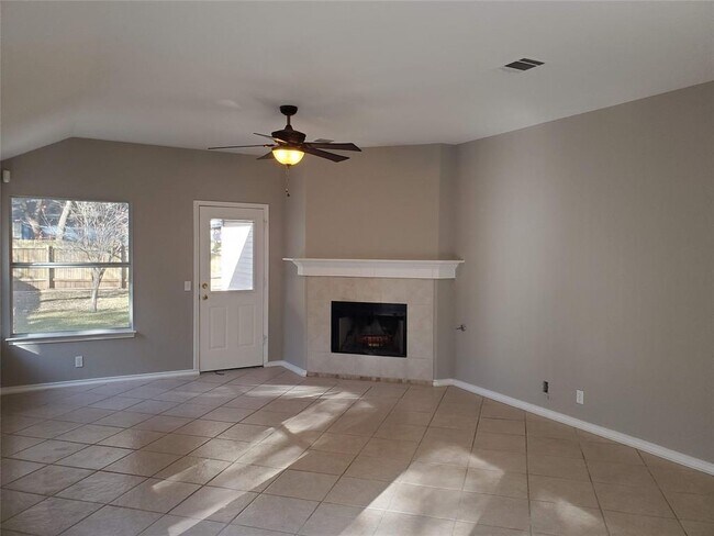 Building Photo - 719 Birch Brook Ln