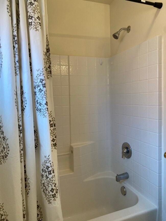 Building Photo - 1120 Austin Way