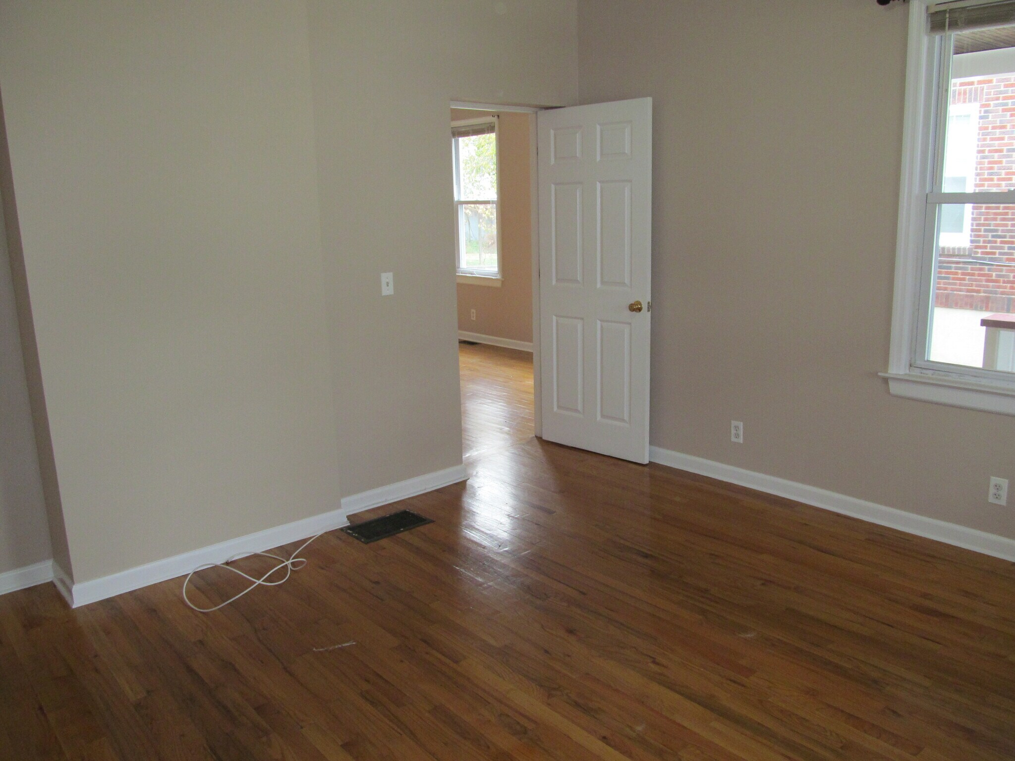 Building Photo - 16 Codington St