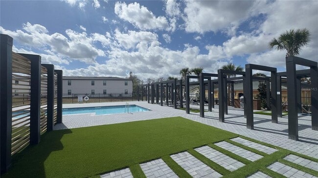 Building Photo - 8798 Positivity Dr