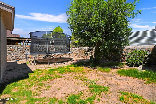 Building Photo - 14069 Lago Seco Dr