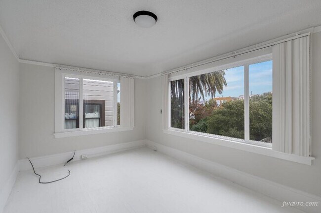 Building Photo - 766 23rd Ave