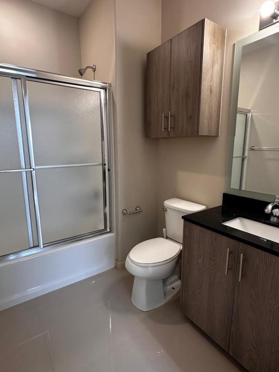 Building Photo - 510 Peabody Ave