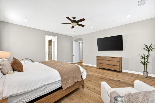 Building Photo - 55120 Autumn Valley Ct