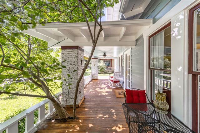 Building Photo - 215 S Montclair Ave