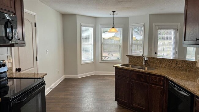 Building Photo - 1469 Dillard Heights Dr