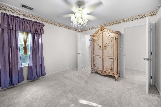Building Photo - 11623 Fox Hill Dr