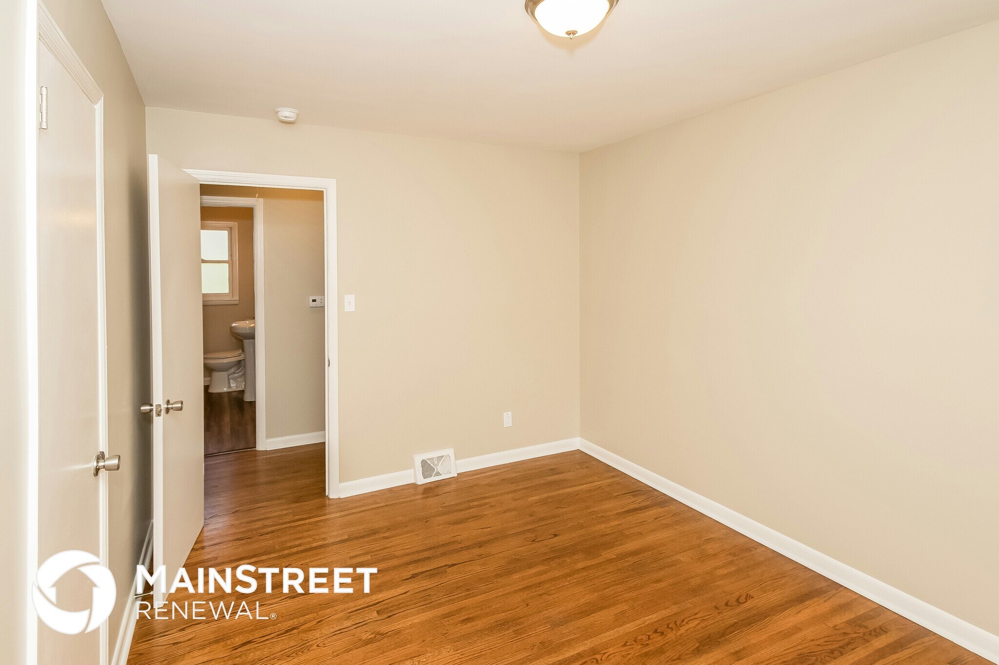 Building Photo - 448 Sunhill Rd NW