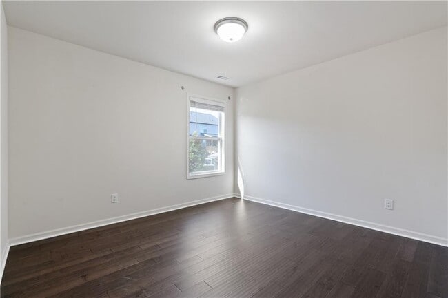 Building Photo - 221 Orchard Trail