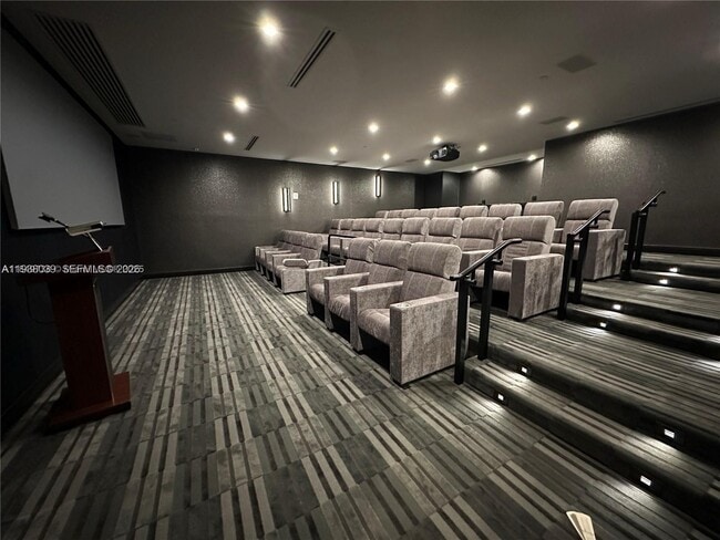 Building Photo - 21200 Point Pl