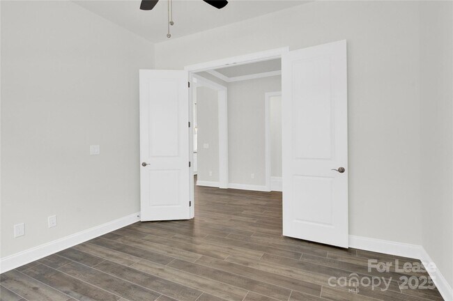 Building Photo - 4709 Anise Cir