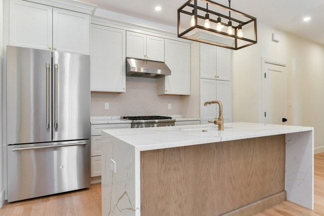 Building Photo - 36 McKone St