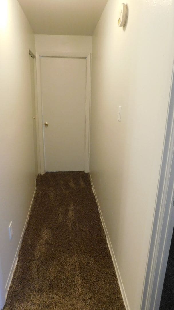 Building Photo - $475 OFF - Move In Special!  2 Bedroom/1 B...
